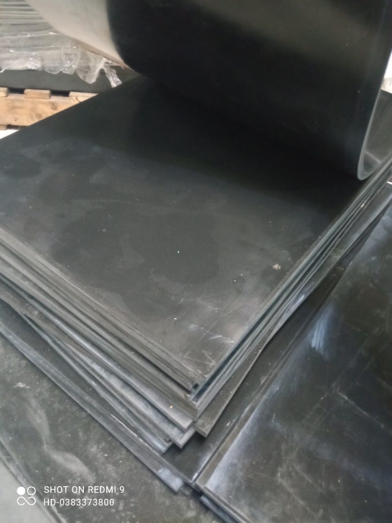 Báo giá tấm cao su công nghiệp 2026 - Giá theo mét và kg